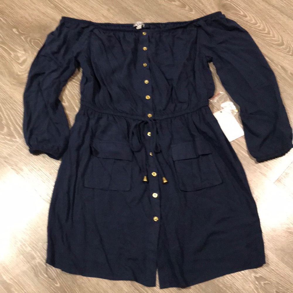 ❌❌ SOLD❌❌ Off shoulder navy blue dress